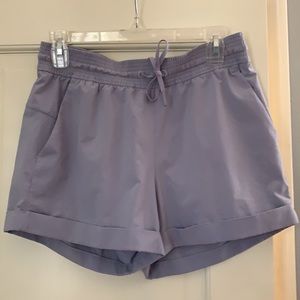 Lululemon Spring Break Away Shorts size 8